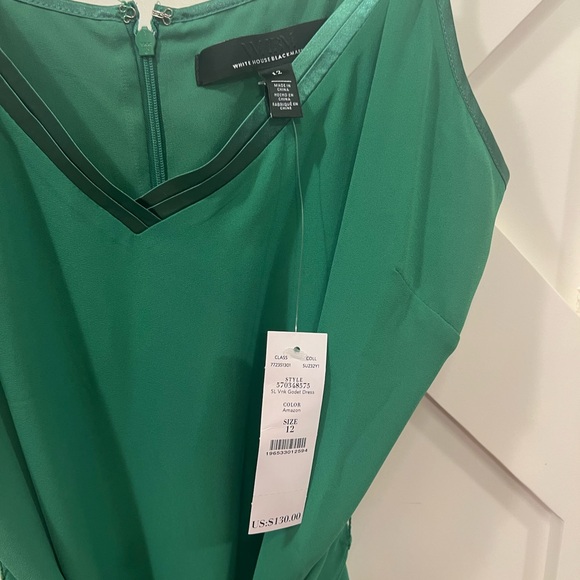 Gorgeous Kelly Green dress by WHBM Size 12 NWT - Picture 2 of 3